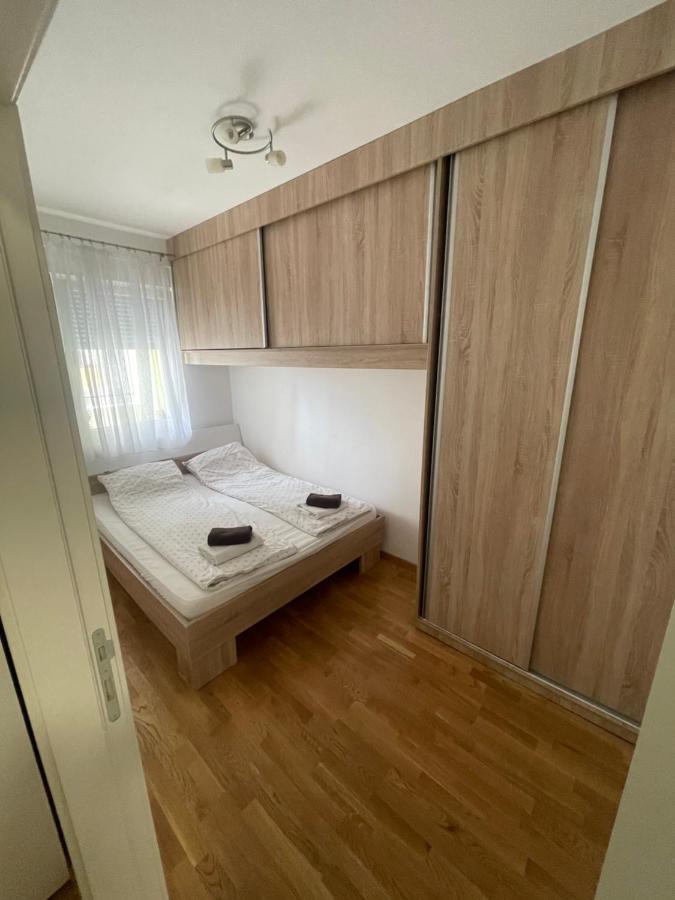 Novi Sad Apartman Apartment ภายนอก รูปภาพ