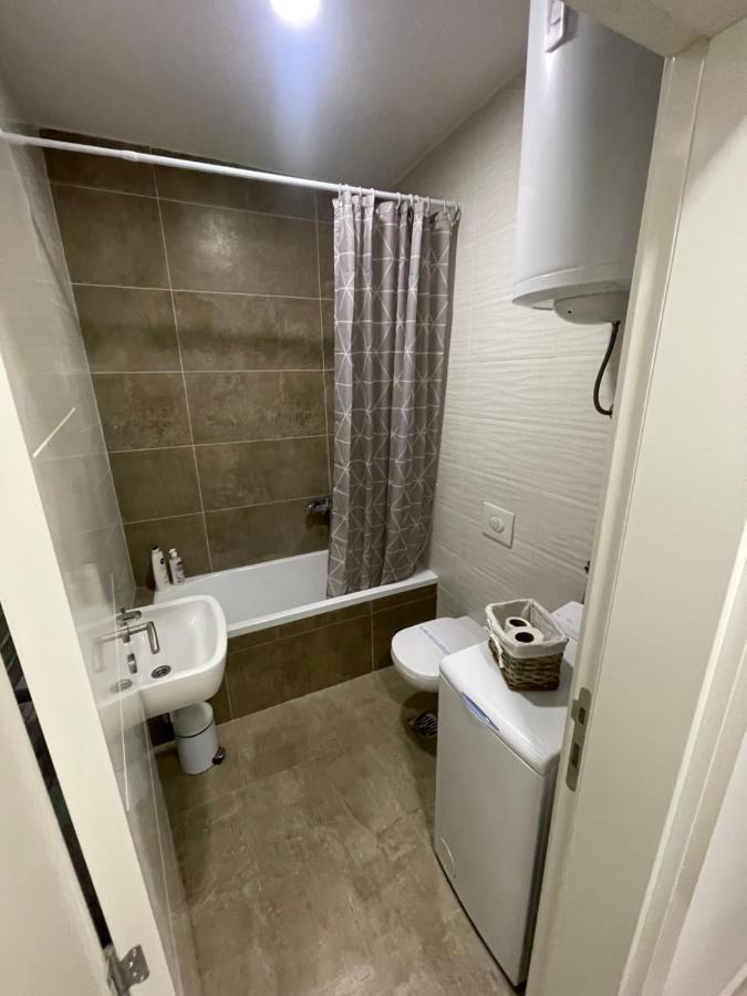 Novi Sad Apartman Apartment ภายนอก รูปภาพ