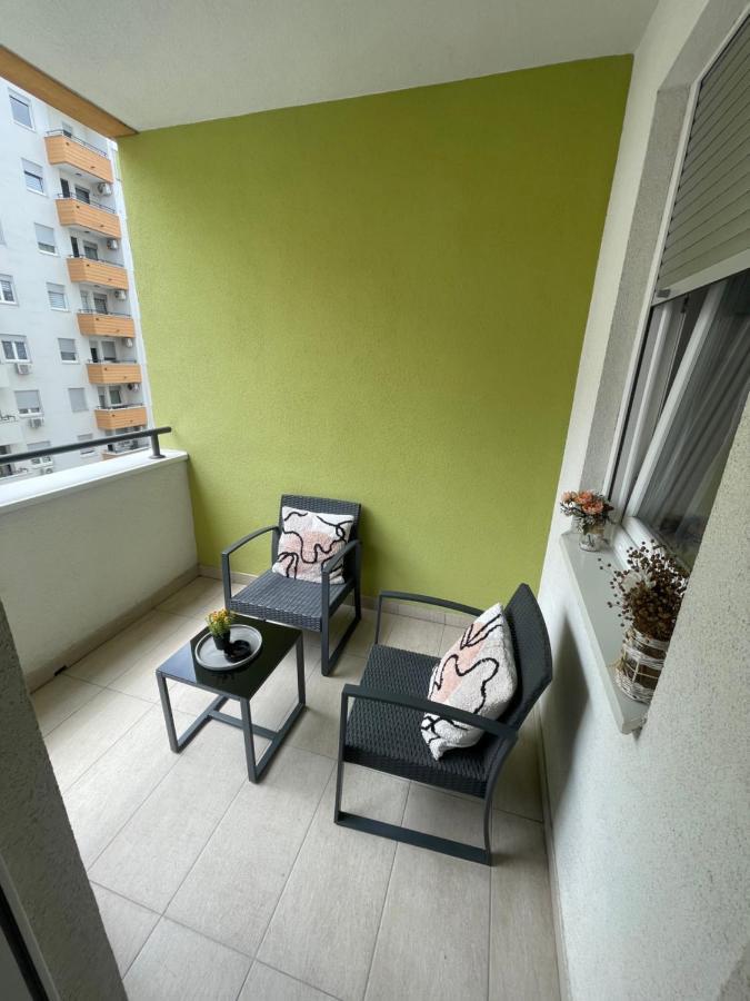 Novi Sad Apartman Apartment ภายนอก รูปภาพ